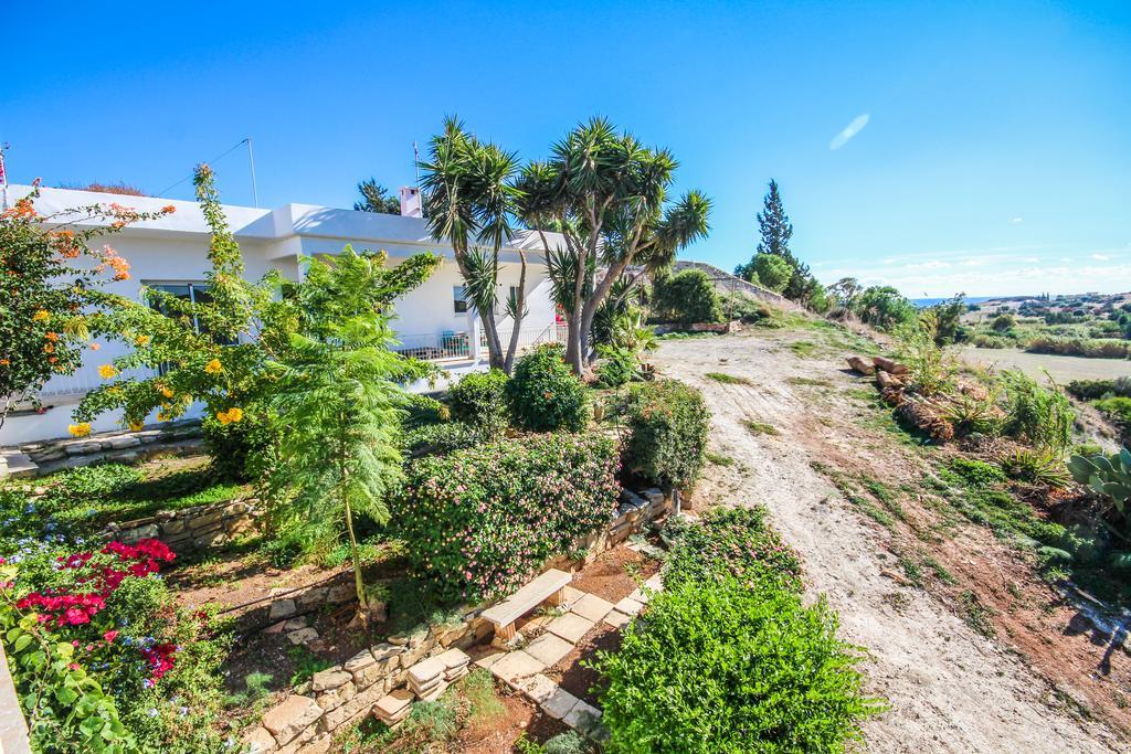 Orchard View Cottage Maroni Номер фото